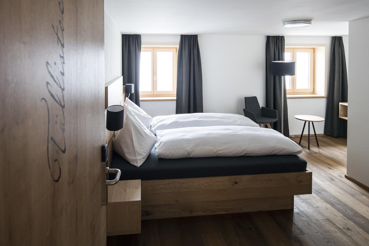 Hotel Grimsel Passhoehe Обервалд Екстериор снимка
