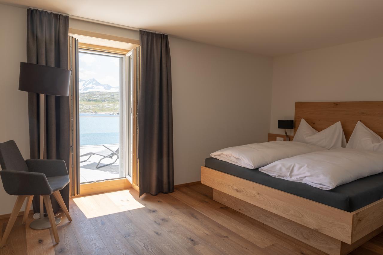 Hotel Grimsel Passhoehe Обервалд Екстериор снимка