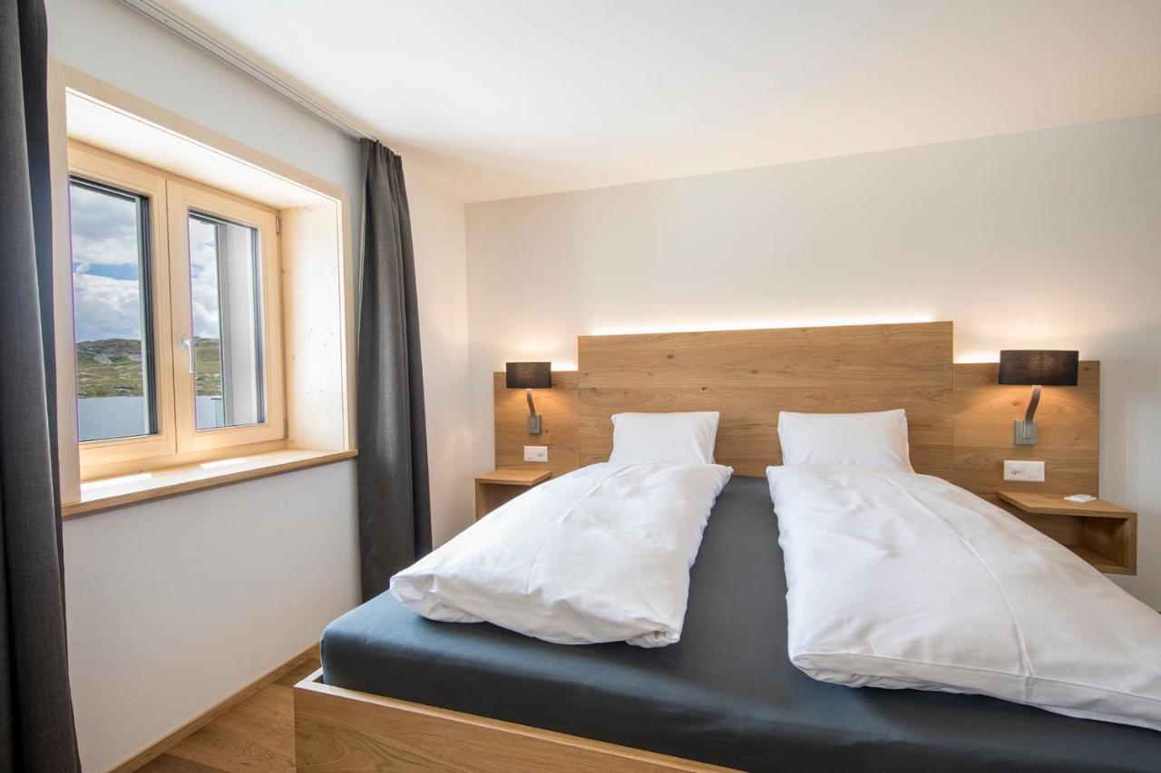 Hotel Grimsel Passhoehe Обервалд Екстериор снимка