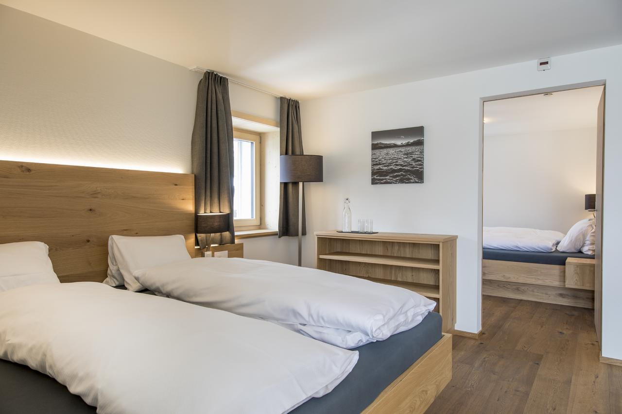 Hotel Grimsel Passhoehe Обервалд Екстериор снимка
