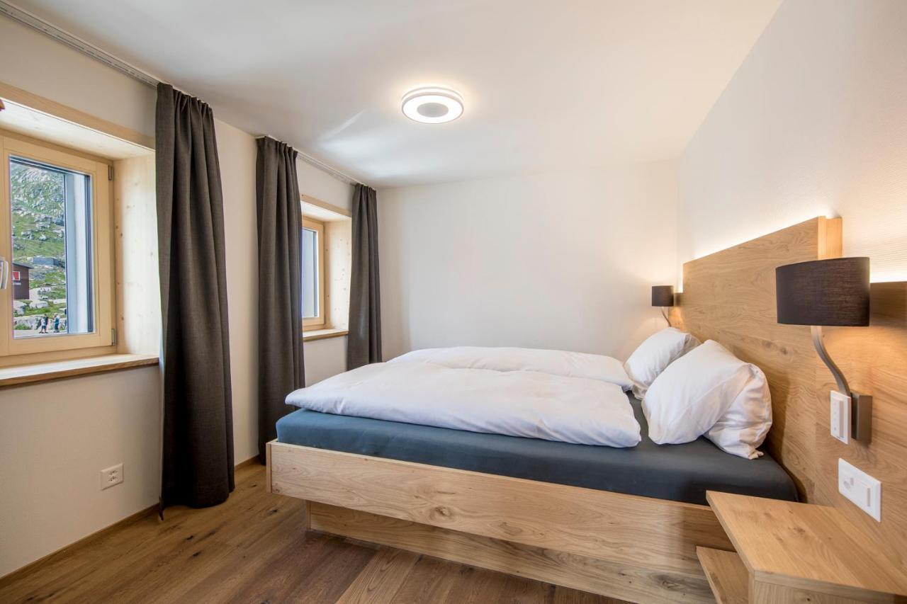Hotel Grimsel Passhoehe Обервалд Екстериор снимка