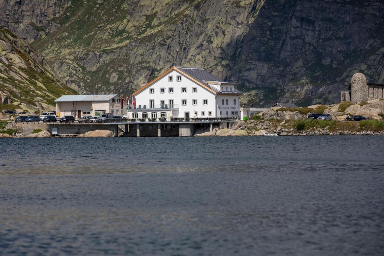 Hotel Grimsel Passhoehe Обервалд Екстериор снимка