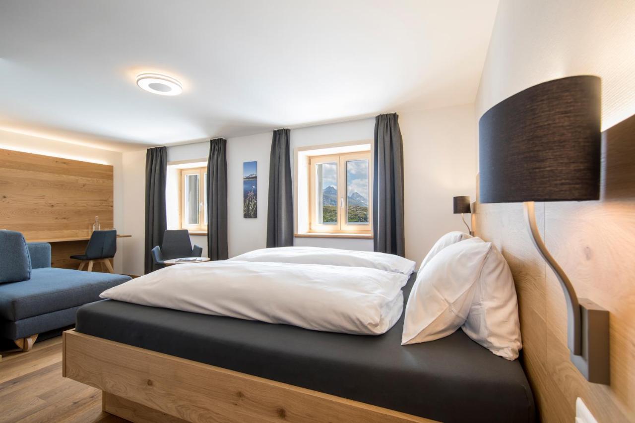 Hotel Grimsel Passhoehe Обервалд Екстериор снимка